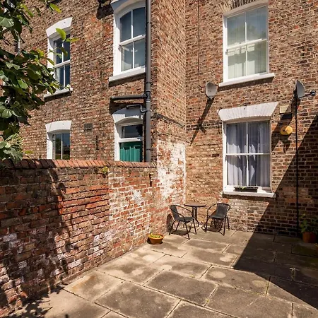 Stunning 1 Bed Right In The Heart Of Διαμέρισμα *